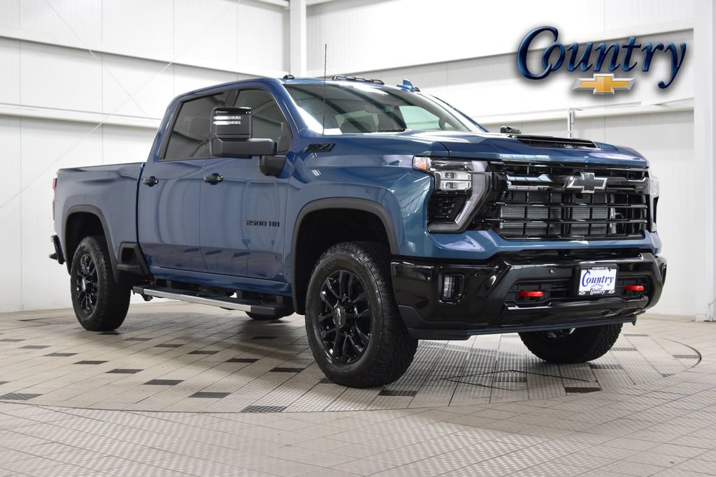 Lakeshore Blue Metallic 2026 Chevrolet Silverado 2500HD Pickup Truck Four-Wheel Drive Automatic