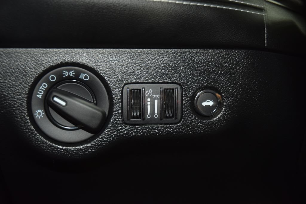 2023 Dodge Challenger SRT - Photo 35