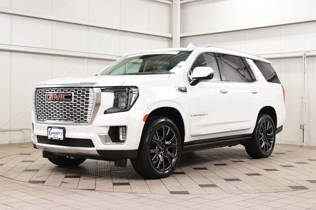 2024 GMC Yukon Denali - Photo 3