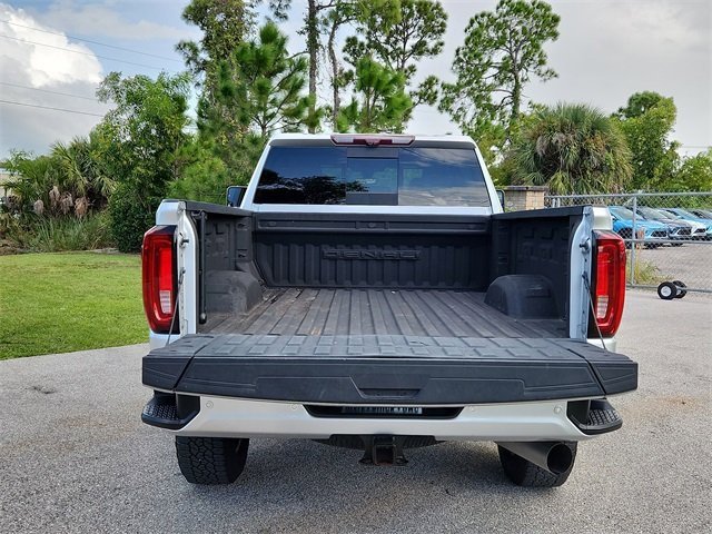 2022 Gmc Sierra 3500 HD Denali photo 2