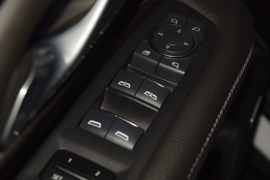 2024 GMC Yukon XL Denali - Photo 51