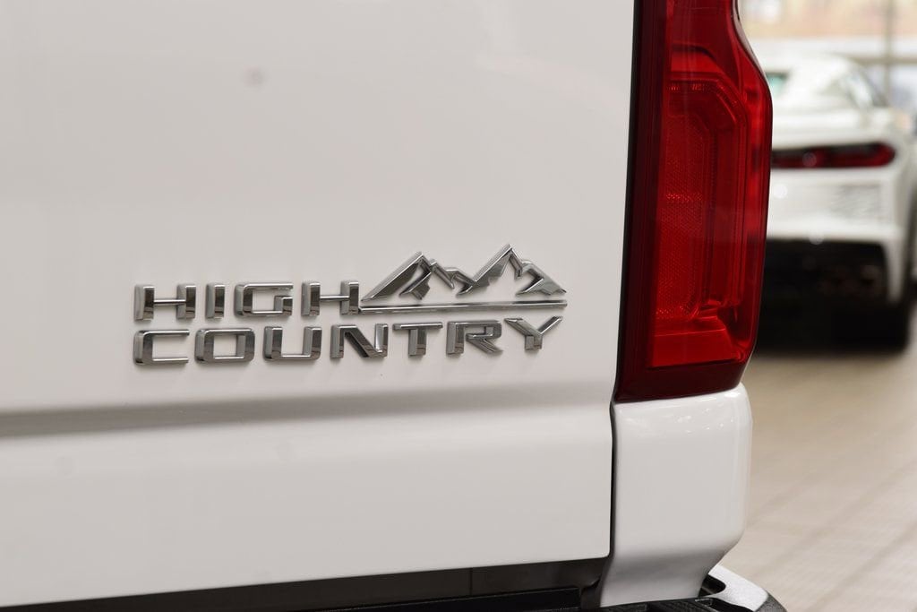 2024 Chevrolet Silverado 3500HD High Country - Photo 24
