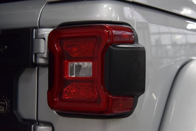 2024 Jeep Wrangler 4-Door Rubicon 392 - Photo 21