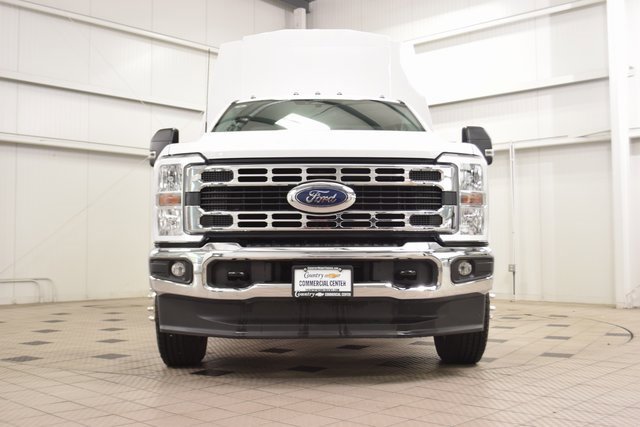 2024 Ford F-350 XL photo 2