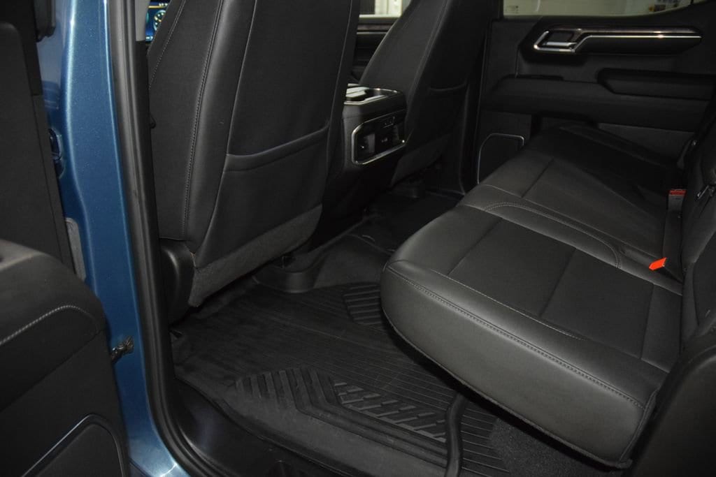 2024 Chevrolet Silverado 1500 LTZ - Photo 43