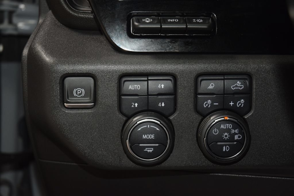 2024 Chevrolet Silverado 1500 ZR2 - Photo 41