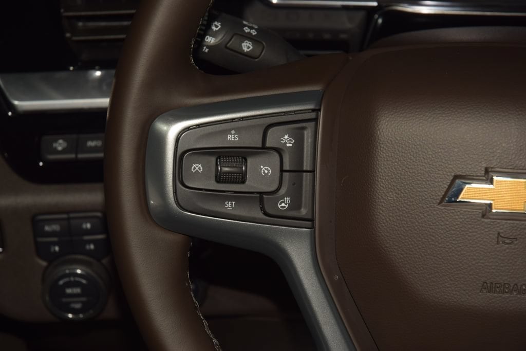 2025 Chevrolet Silverado 3500HD LTZ - Photo 42