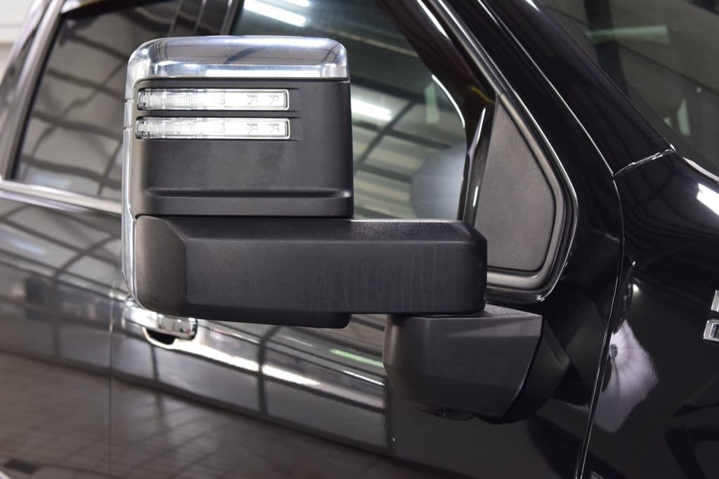 2024 Chevrolet Silverado 3500HD High Country - Photo 19