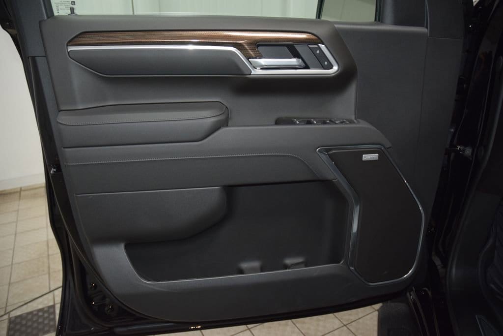 2026 Chevrolet Silverado 1500 RST - Photo 46