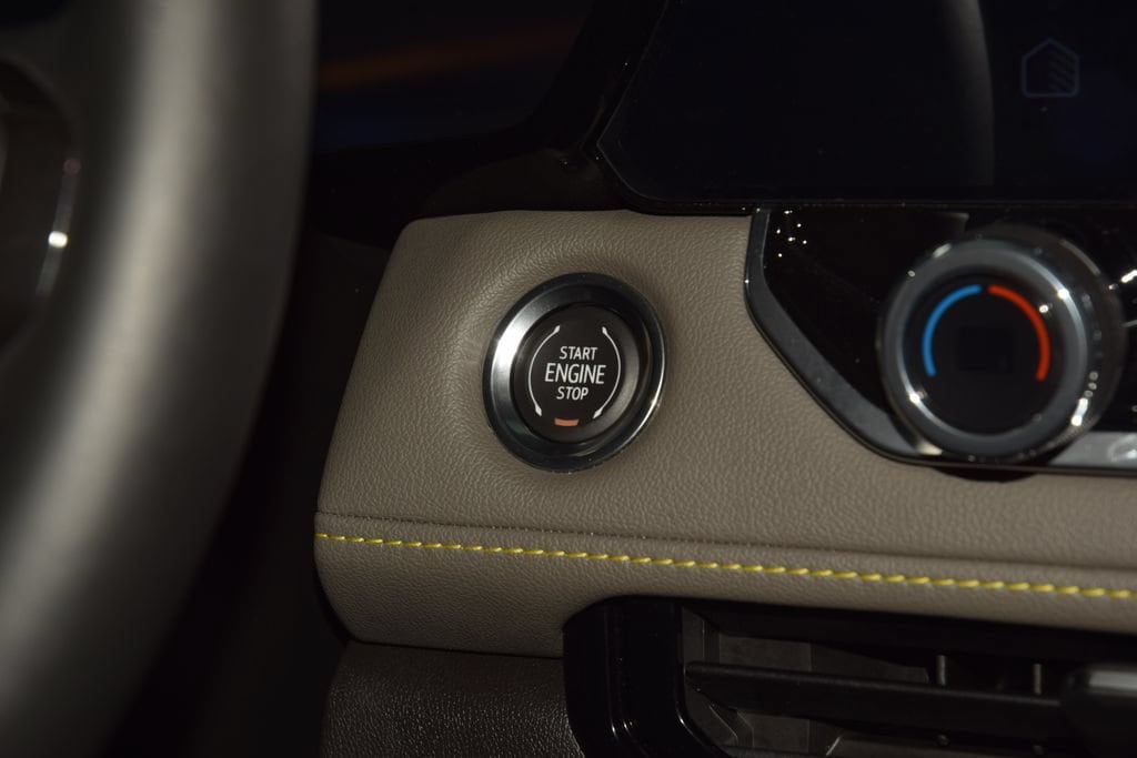2023 Chevrolet Colorado ZR2 - Photo 38