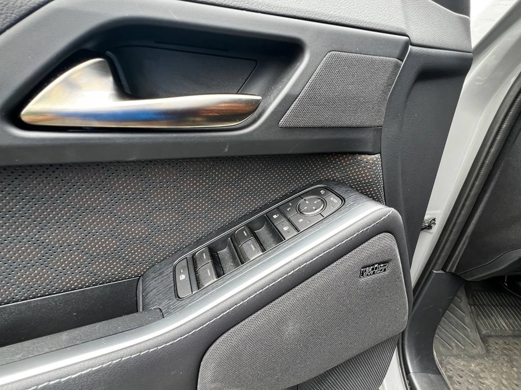 2025 Lexus GX Luxury - Photo 26
