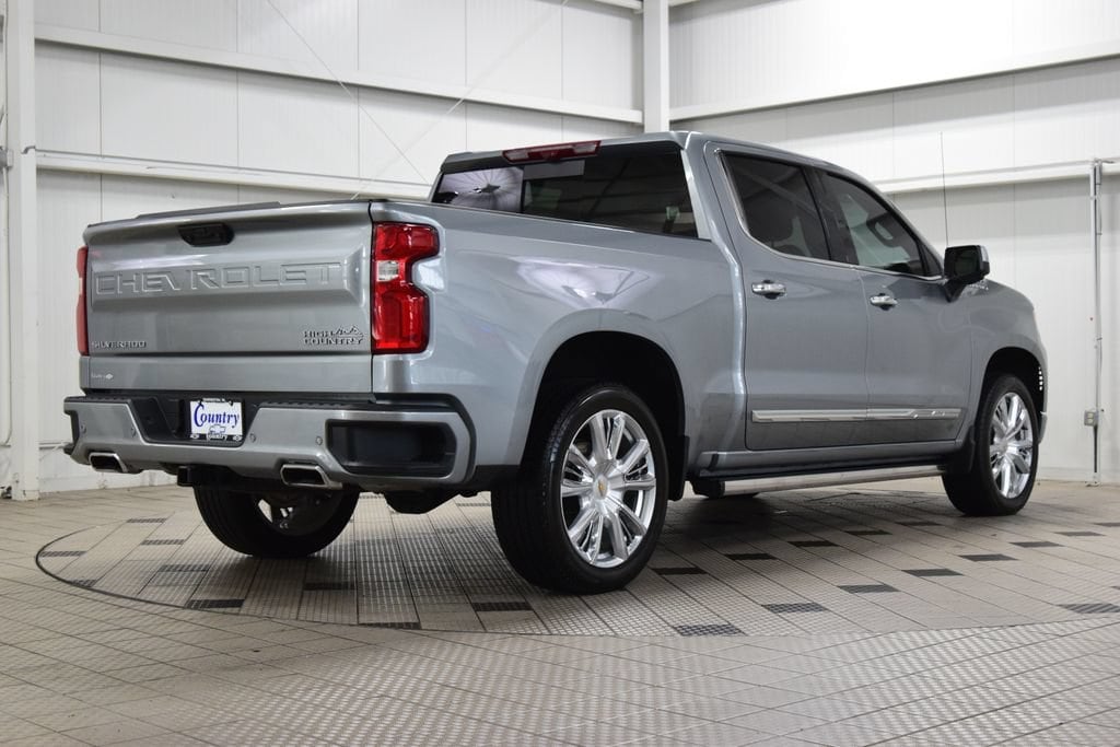 2025 Chevrolet Silverado 1500 High Country - Photo 8