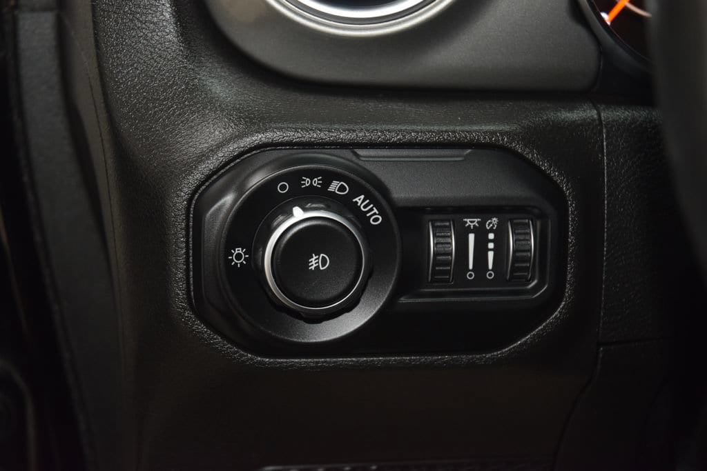 2021 Jeep Wrangler Unlimited Sahara - Photo 35