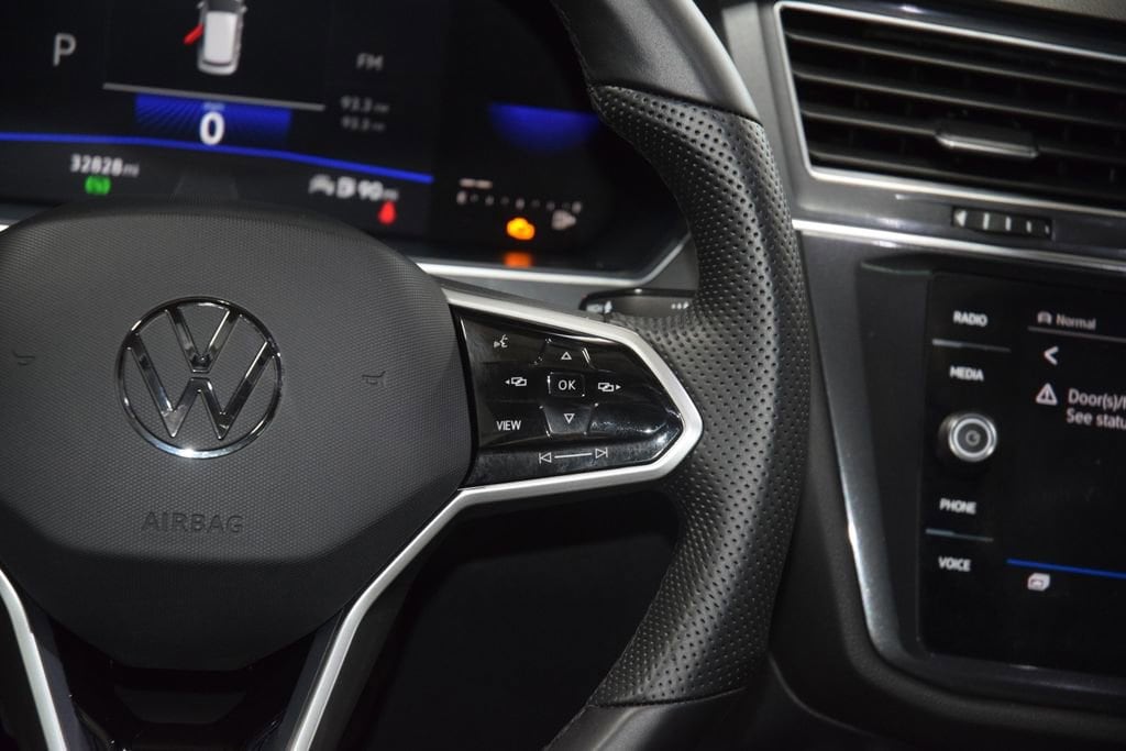 2023 Volkswagen Tiguan SE R-LINE BLACK - Photo 35