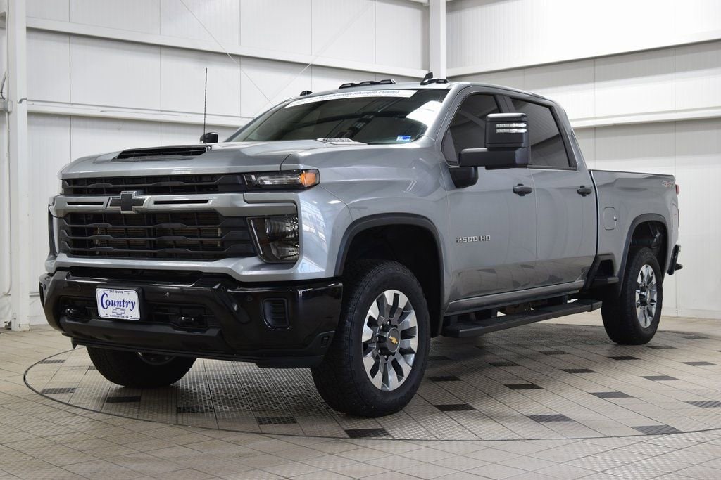 Used 2025 Chevrolet Silverado 2500 HD Custom Truck Crew Cab