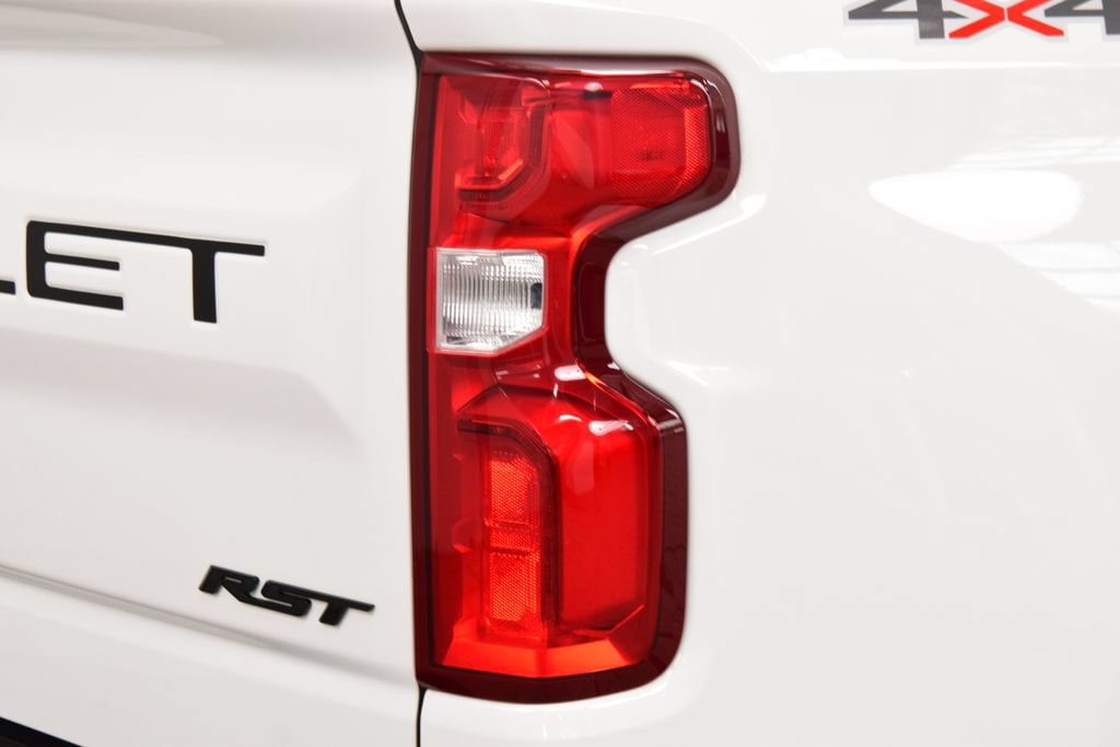 2024 Chevrolet Silverado 1500 RST - Photo 21