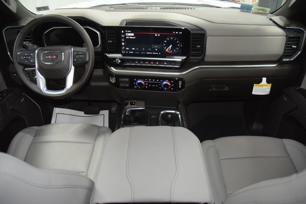 2026 GMC Sierra 1500 SLT - Photo 33