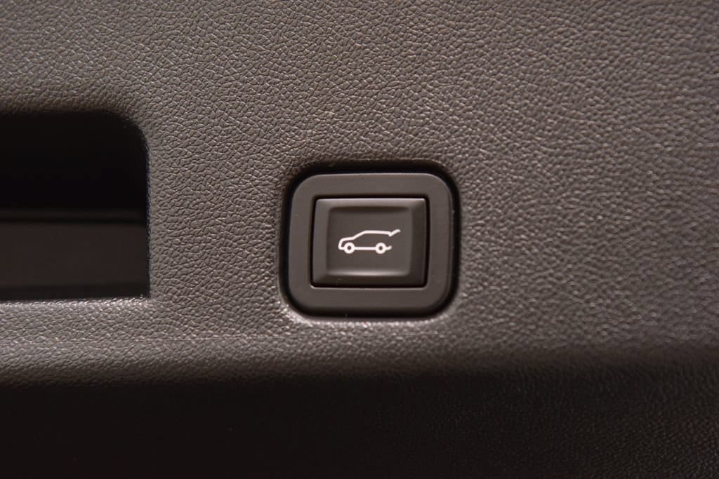 2024 Chevrolet Traverse LS - Photo 23