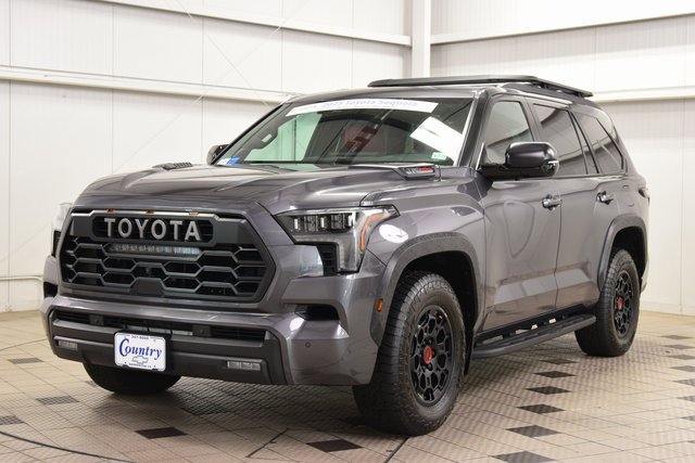 2025 Toyota Sequoia SR5 photo 3