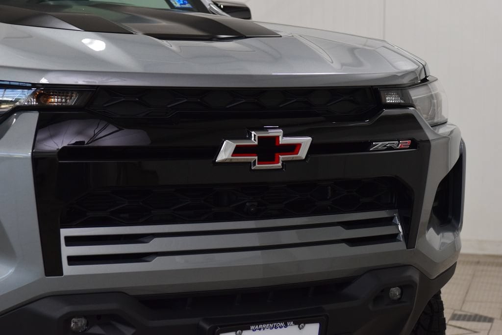 2026 Chevrolet Colorado ZR2 - Photo 11