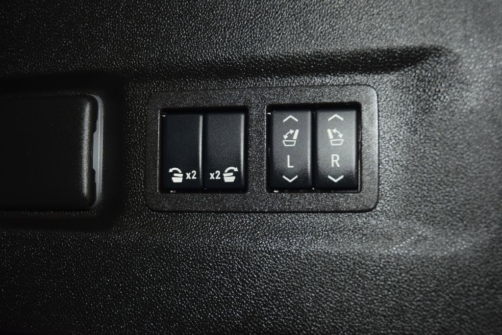 2024 GMC Yukon XL Denali - Photo 27