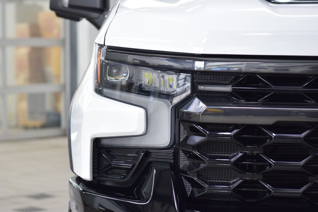 2023 Chevrolet Silverado 1500 ZR2 - Photo 12