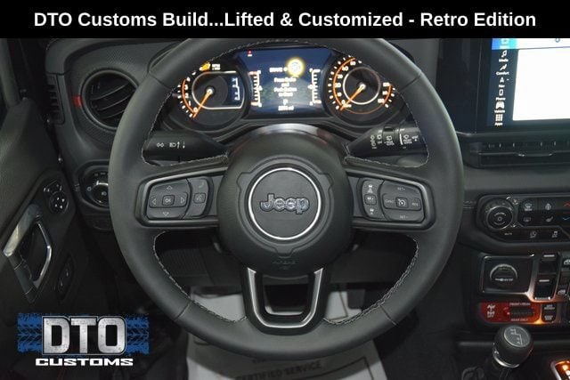 2025 Jeep Wrangler 4-Door Rubicon - Photo 40