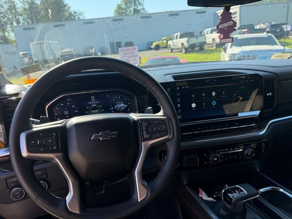 2025 Chevrolet Silverado 1500 RST - Photo 18