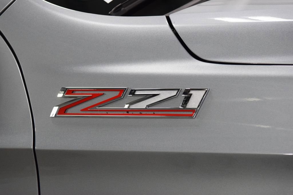 2024 Chevrolet Suburban Z71 - Photo 16