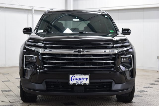 2026 Chevrolet Traverse photo 2