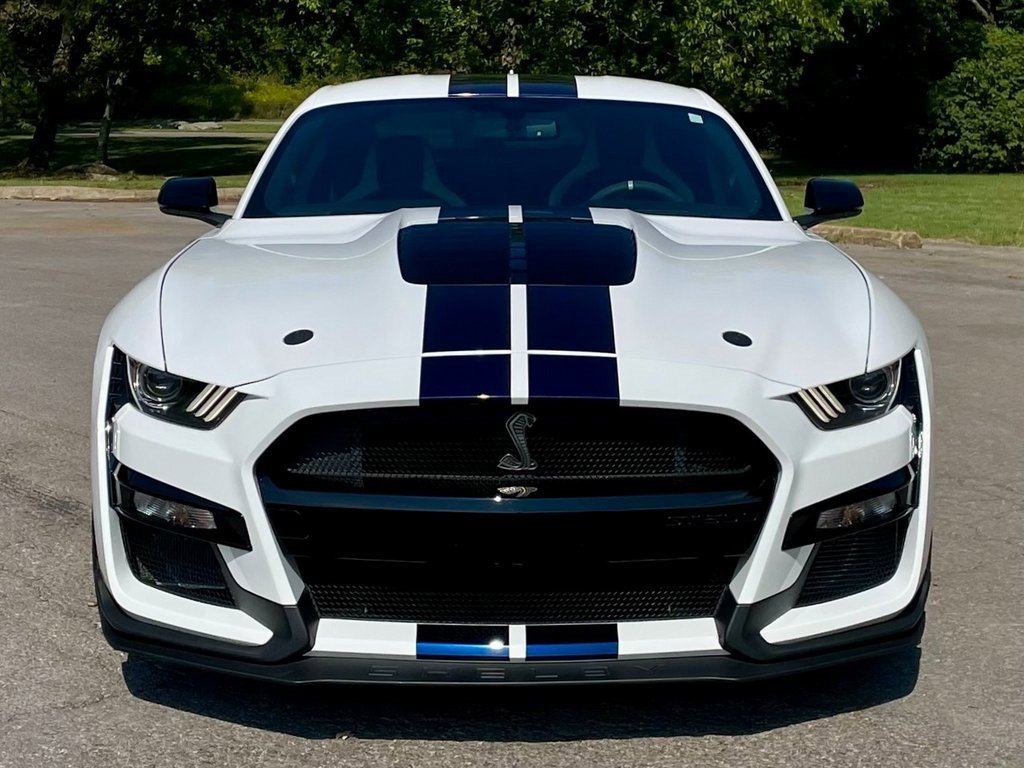 2021 Ford Mustang Shelby GT500 photo 2
