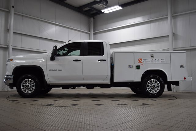2025 Chevrolet Silverado 2500HD Work Truck photo 2