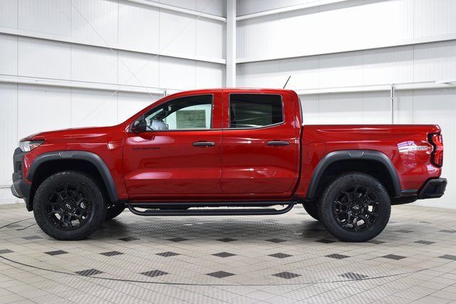 2026 Chevrolet Colorado Trail Boss photo 3