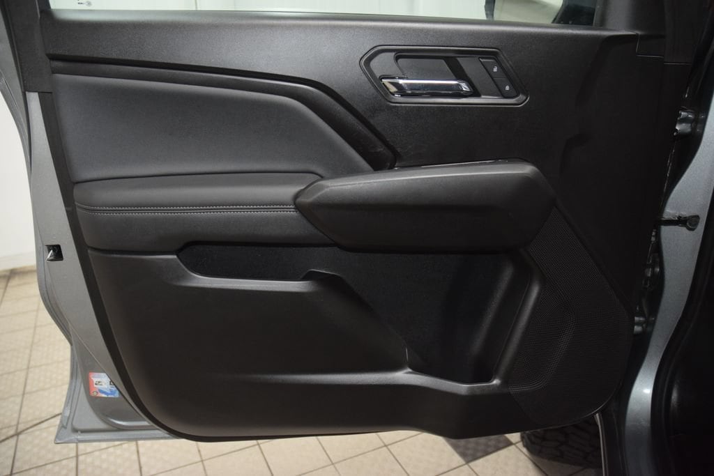 2024 Chevrolet Colorado LT - Photo 48