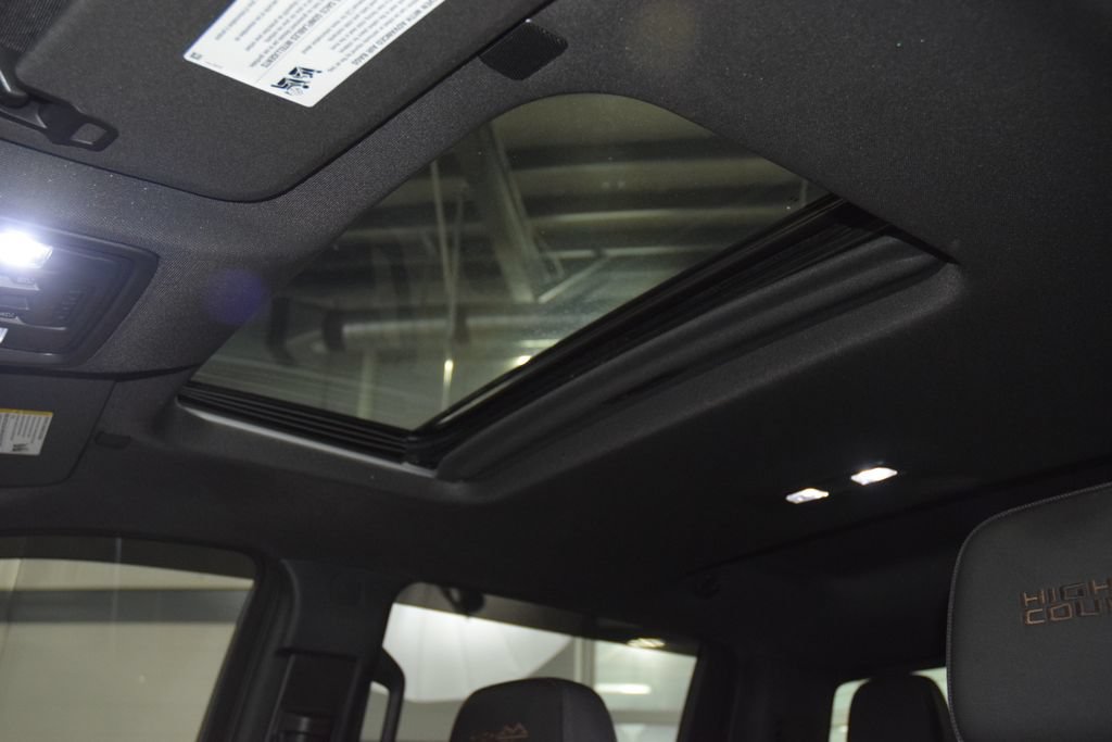 2024 Chevrolet Silverado 3500HD High Country - Photo 57
