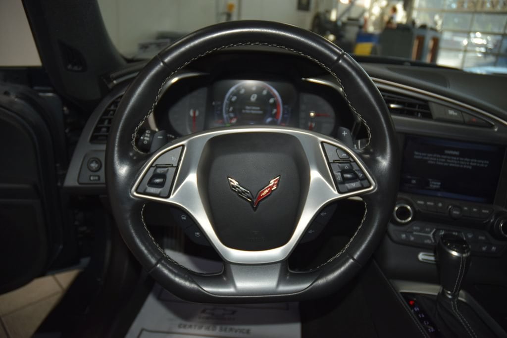 2017 Chevrolet Corvette 2LT - Photo 38