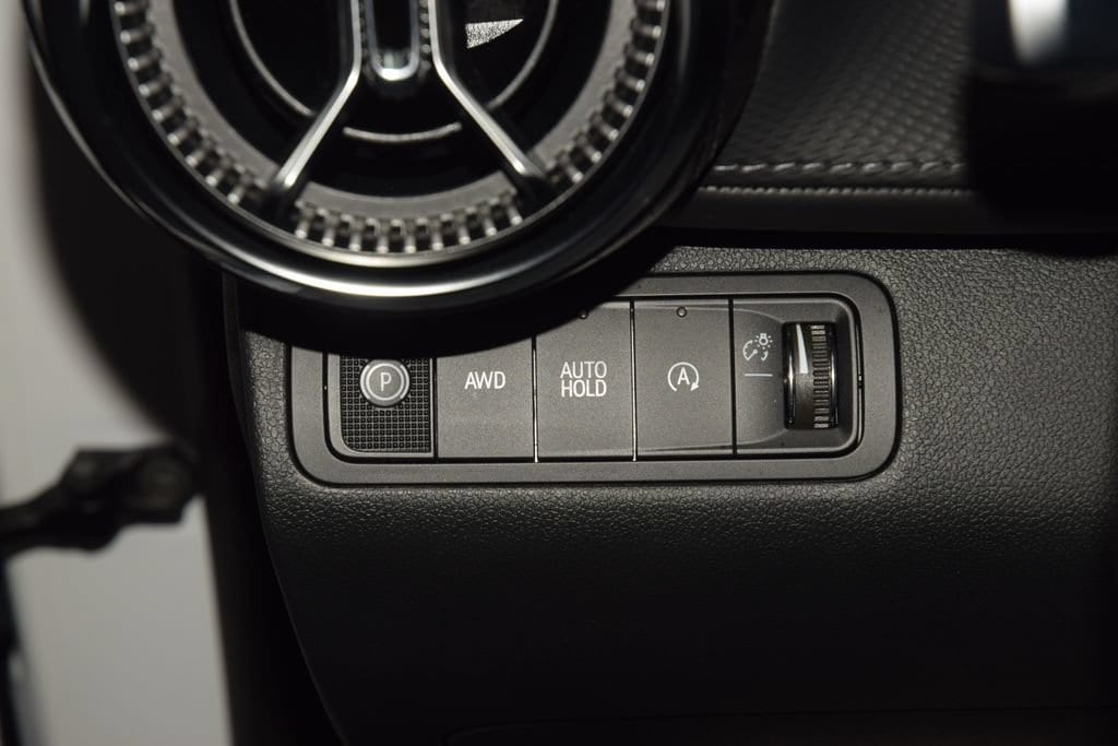 2027 Chevrolet Equinox LT - Photo 33