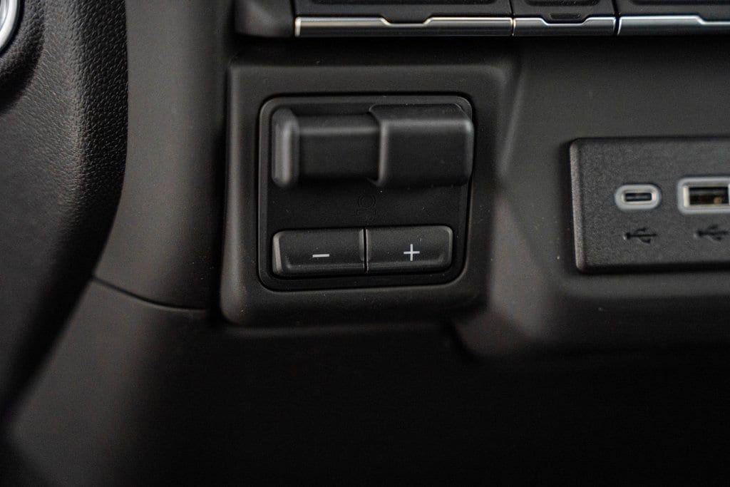 2025 Chevrolet Silverado 3500 HD Work Truck - Photo 31