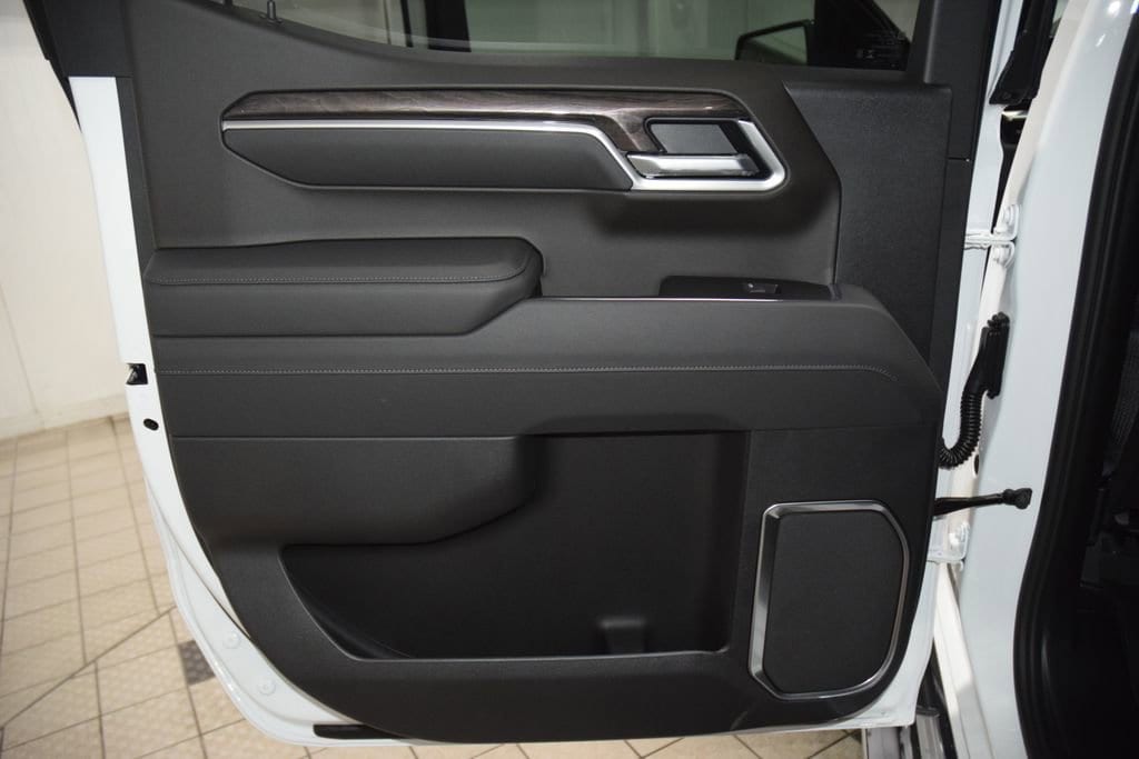 2026 Chevrolet Silverado 1500 LTZ - Photo 46