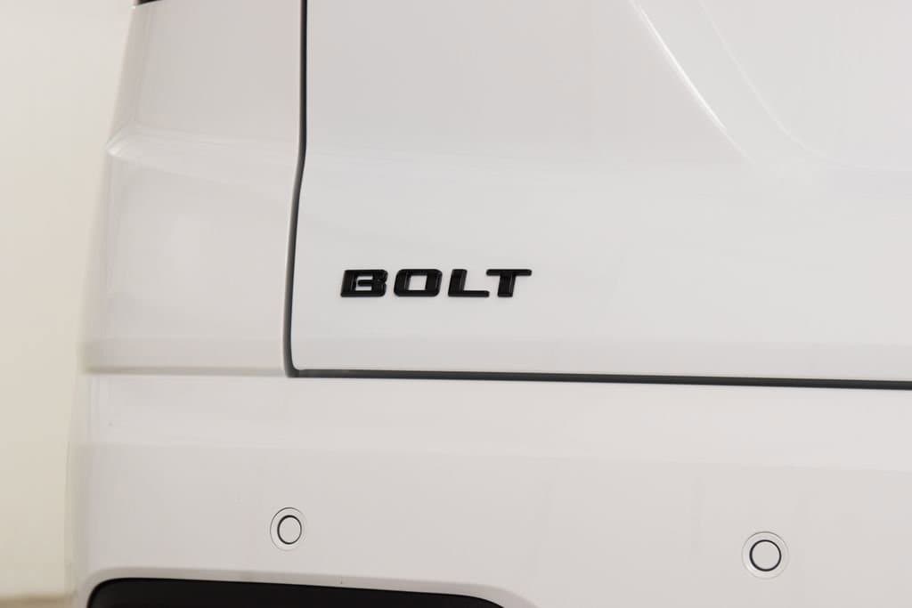 2027 Chevrolet Bolt LT - Photo 21
