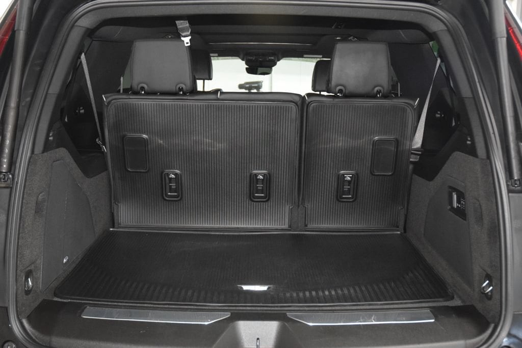 2024 Cadillac Escalade ESV Premium Luxury - Photo 23