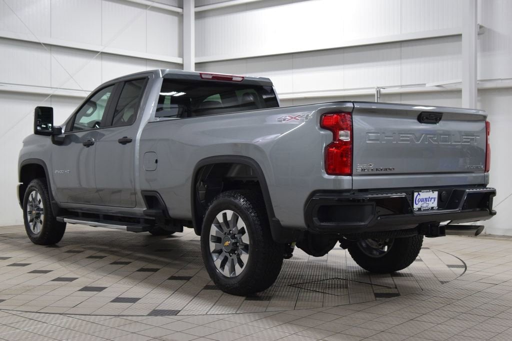 2026 Chevrolet Silverado 2500 HD Custom - Photo 6