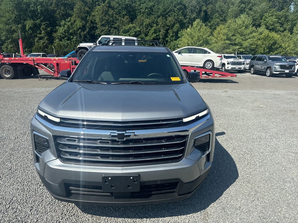 Used 2025 Chevrolet Traverse LT with VIN 1GNEVGRS7SJ236301 for sale in Warrenton, VA