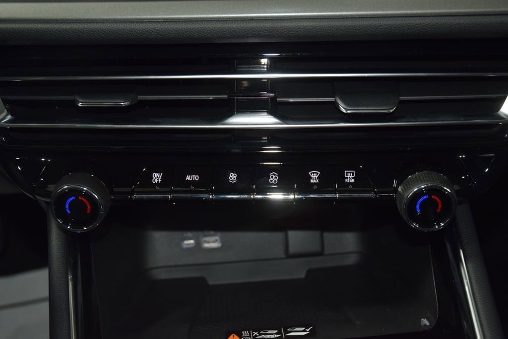 2026 Chevrolet Traverse LT - Photo 31