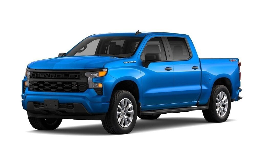 2025 Chevrolet Silverado 1500 Custom photo 3