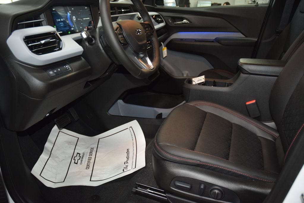 2027 Chevrolet Bolt RS - Photo 35