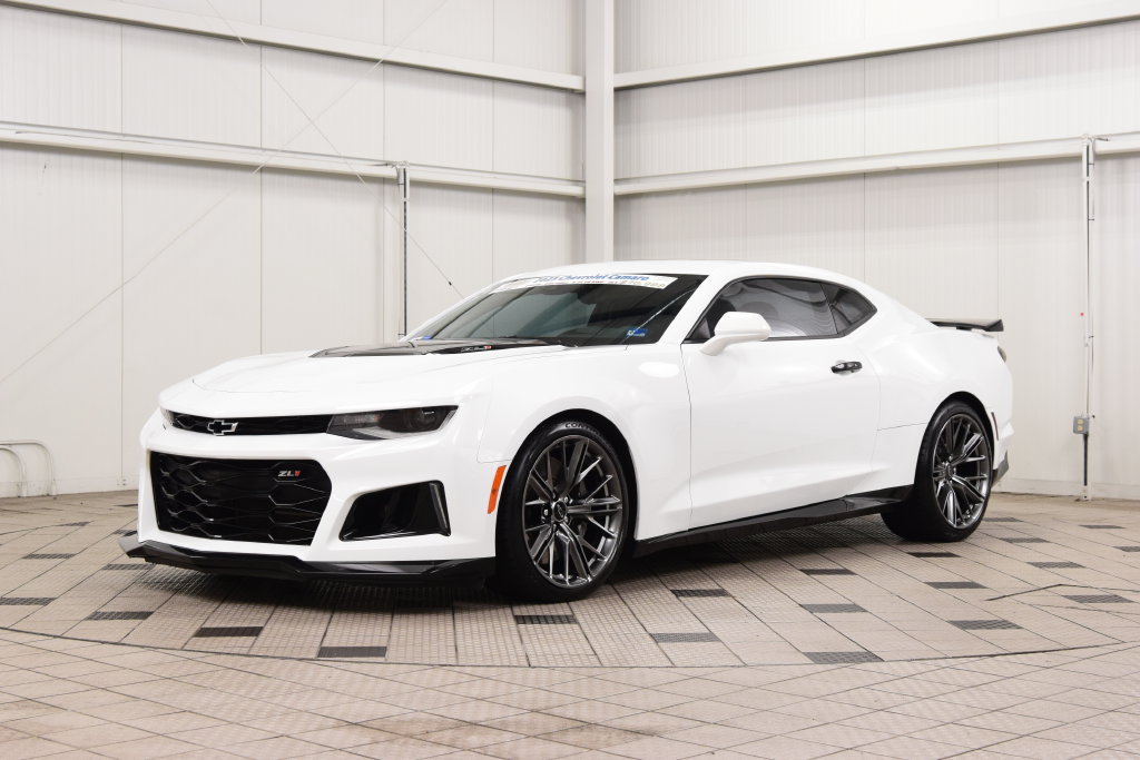 2023 Chevrolet Camaro ZL1 - Photo 3