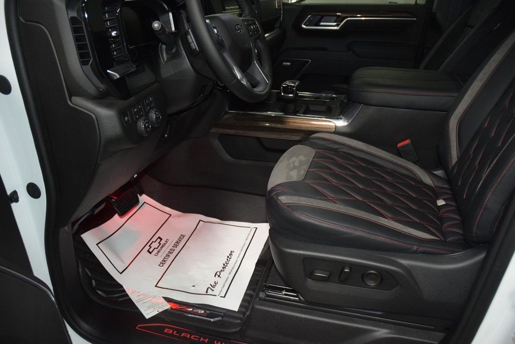2026 Chevrolet Silverado 1500 RST - Photo 40