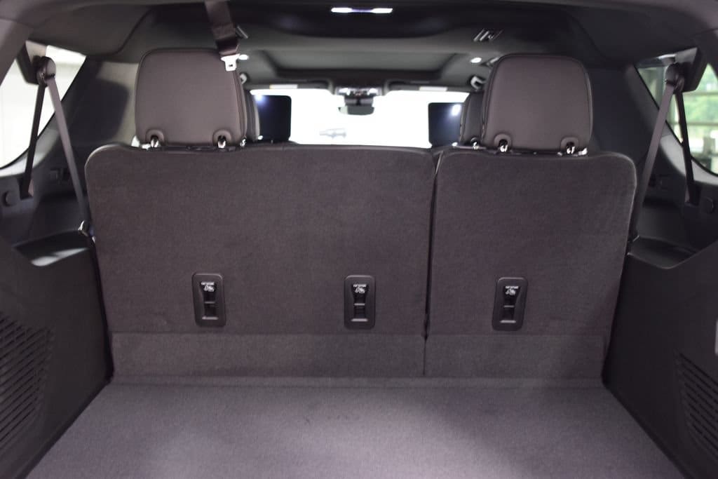2026 Chevrolet Suburban High Country - Photo 23