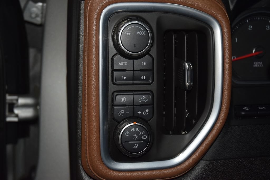 2022 Chevrolet Silverado 3500HD High Country - Photo 39